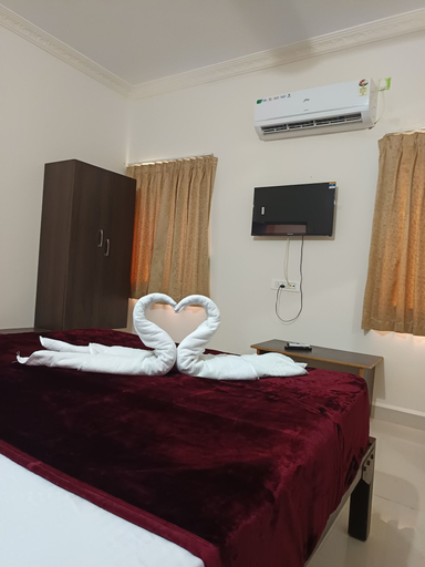 Room 4, Crystal Resorts, Dharwad