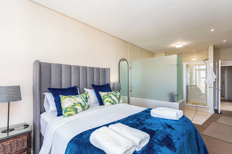 Room 3, Seaside Village C22 by CTHA, City of Cape Town