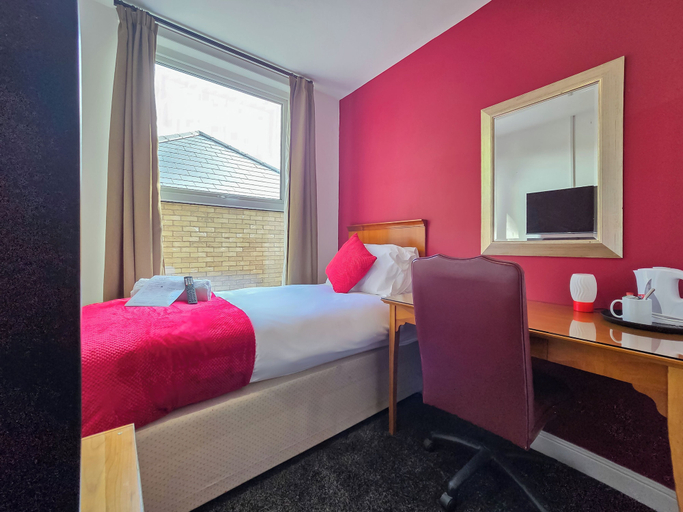 Room 5, Hullywood Rooms, Kingston upon Hull