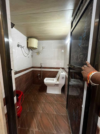 Bathroom, Radhe Ji Home Stay By Wishotel, Kharagpur, India, Faizabad