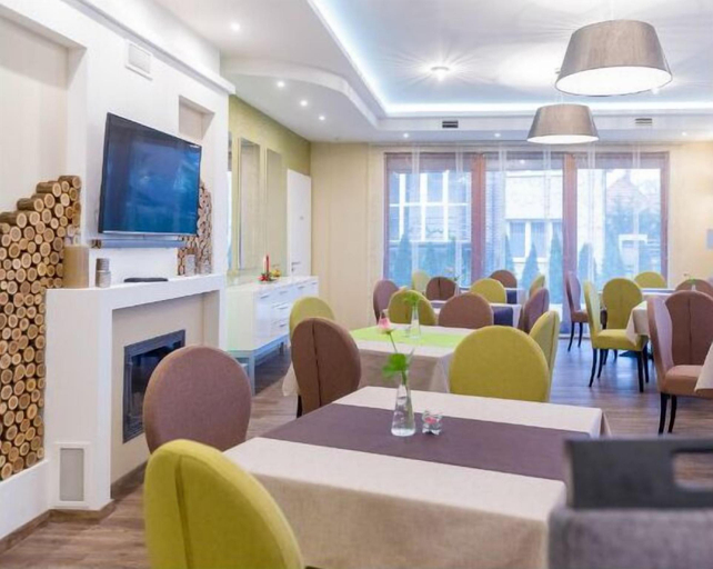 Food & Drinks 5, BH Kristály, Debrecen