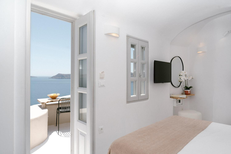 Bedroom 4, Nano Oia Canaves, South Aegean