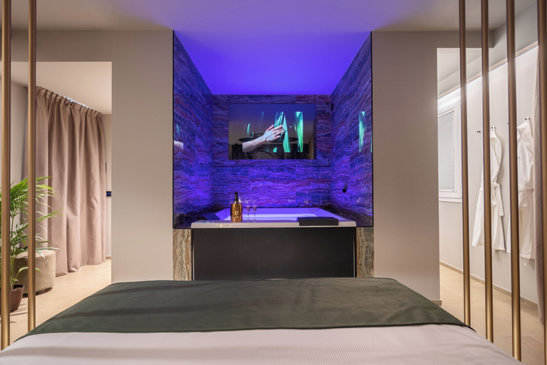 Bedroom 4, Aquasuite, Palermo