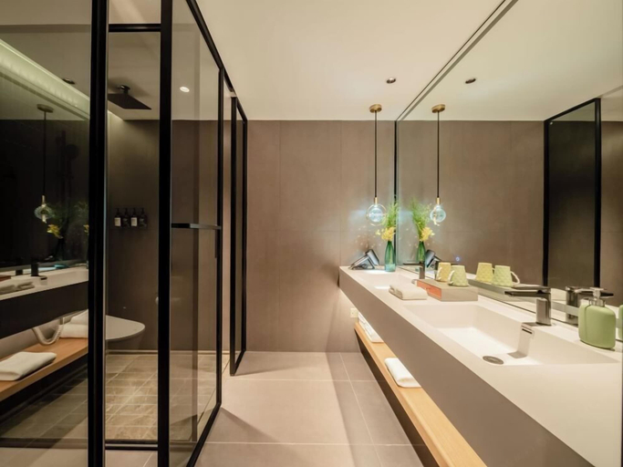 Bathroom 5, Pagoda Hotel Chengdu Taikoo Li, Chengdu