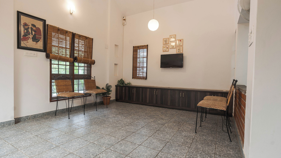 Room 3, Goshen, Bangalore