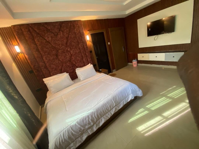 Room 5, Chateau De LaRay Hotel Apo, AbujaMun