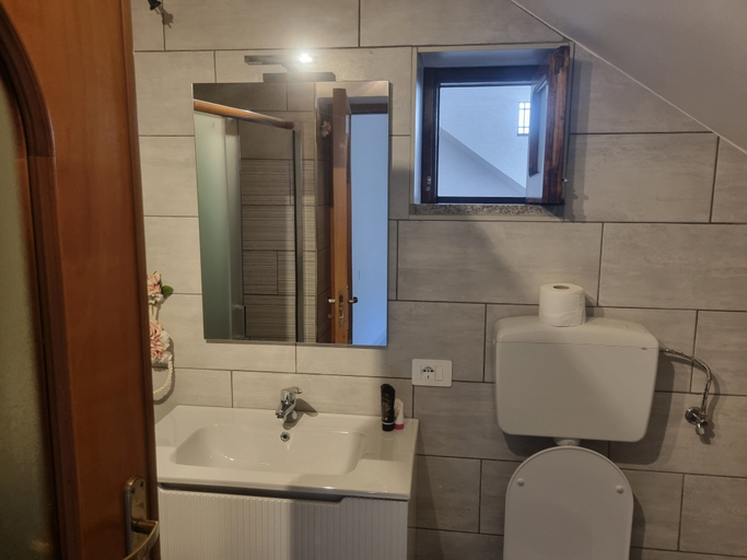 Bathroom 3, Giordano Rooms Amalfi Coast, Salerno
