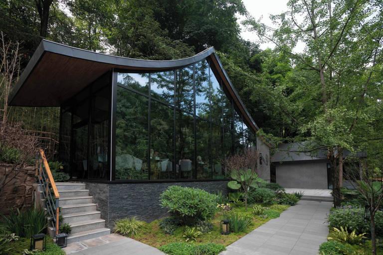Restaurant 4, Verdant Haven, Chengdu
