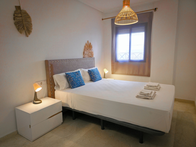 Room 5, Apartamentos Blue Suites Alicante, Alicante