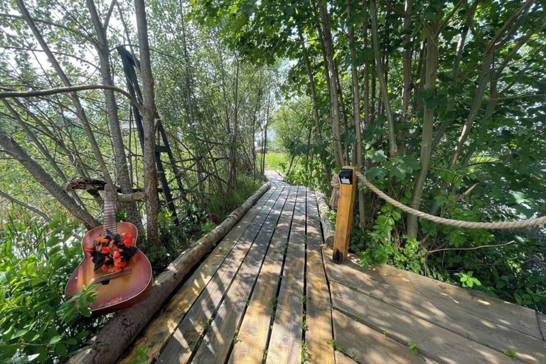 Property grounds, Lake View Dome Sleeps 6 -hot tub -fireplace, Děčín