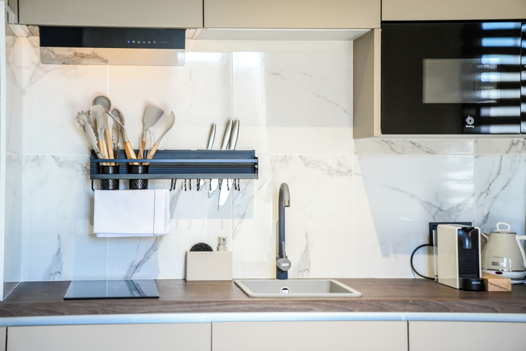 Private kitchen 4, SJ7 Aparthotel, Girona