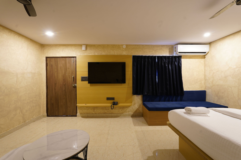 Room 4, Stayz Royale - LB Nagar, Ranga Reddy