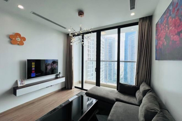 Room 2, Alex'housing Vinhome D'capitale luxury apartment, Cầu Giấy