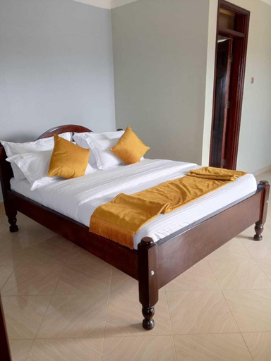 Room 5, AYEBA ZION HOTEL, Fort Portal