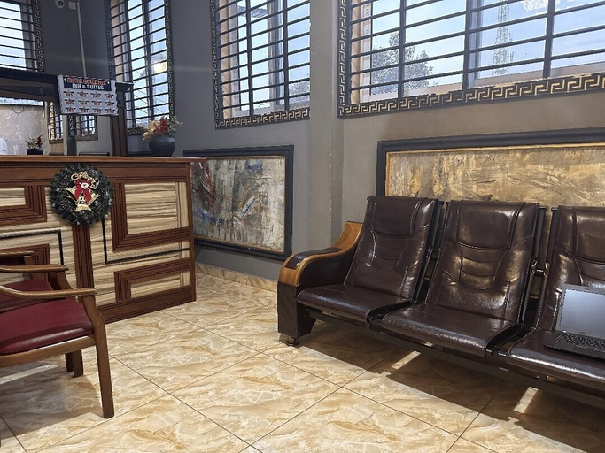 Reception 5, Comfort inn & suites hotel, Mfoundi