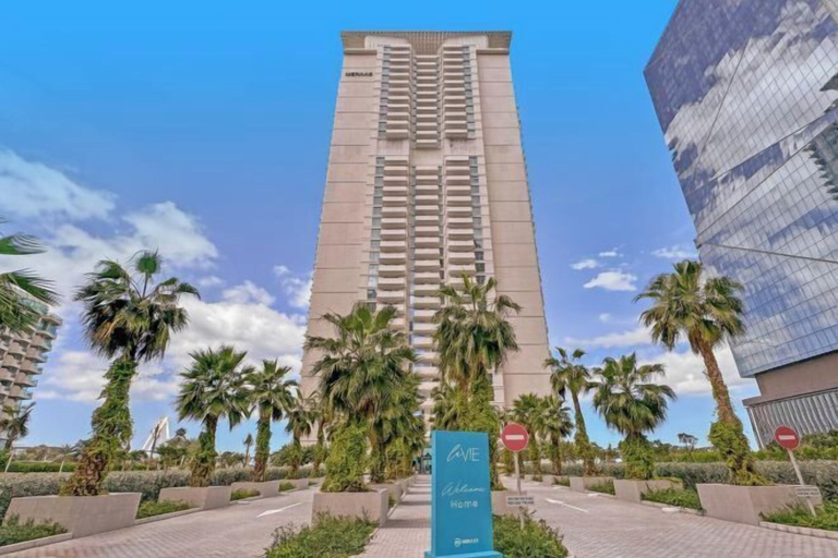 Exterior 4, bnbme Panoramic Vws in JBR w/ 5-Star Amenities, Dubai
