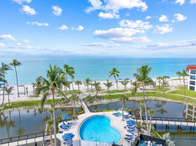 Pool 4, Pointe Santo D35 2 Bedroom Condo, Lee