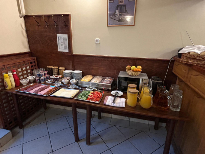 Food & Drinks 5, Hotel Corvin, Győr