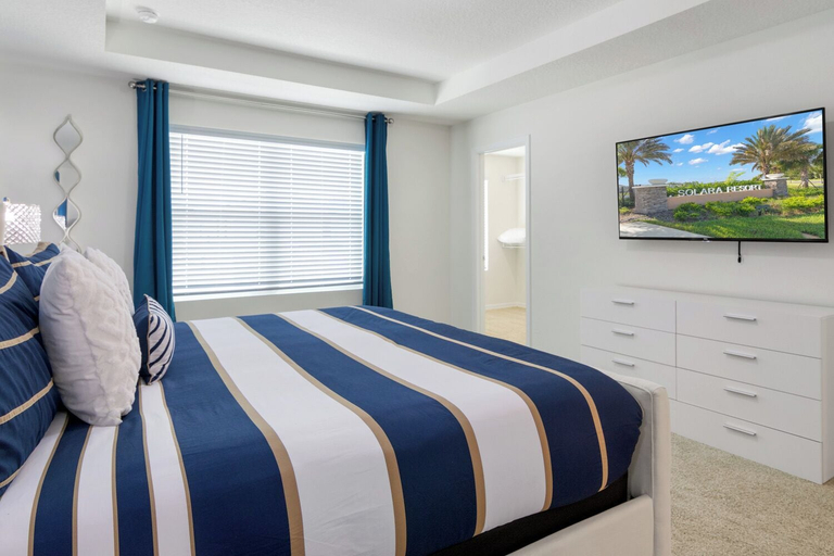 Room 2, Orlando Adventure Awaits 4BR Townhouse, Osceola