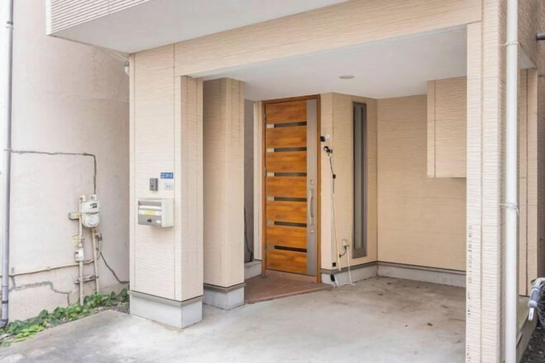 Exterior 3, CROWN OOJIMA, Edogawa