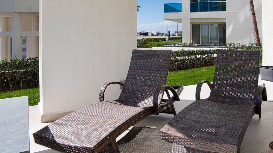 View from room, New and Amazing 3 Bedroom Ground Floor Corner Beach Front Encantame C-101, Puerto Peñasco