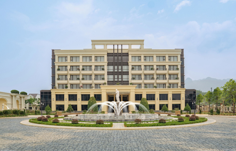 Front of property 5, Venusgiti Hot Spring Resort & Spa, Kim Bôi