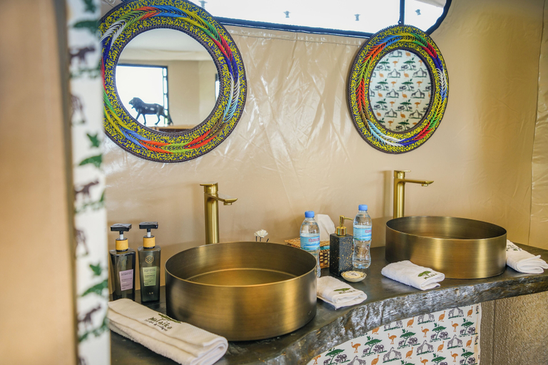 Bathroom 4, Malaika Ndutu Migration Camp, Itilima