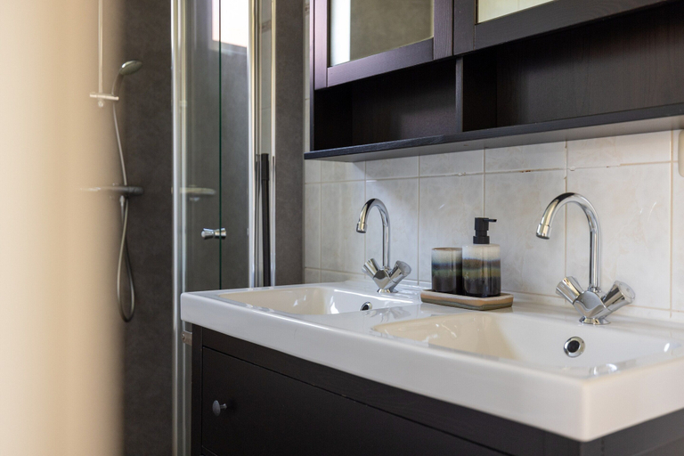 Bathroom 3, Scenic Villa in Andijk Near Lake