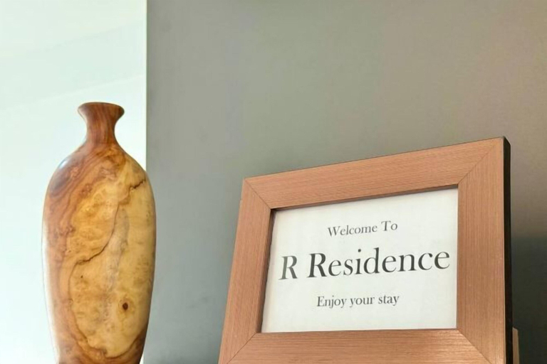 Miscellaneous 4, R Residence, Mean Chey