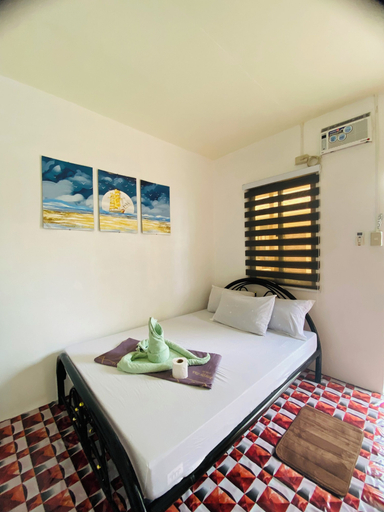 Room 5, Jasmine's Inn at Bucana Beach, El Nido