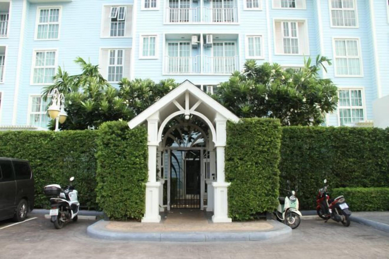 Exterior & Views 2, Grand Florida Beachfront Condo Resort Pattaya E208, Sattahip