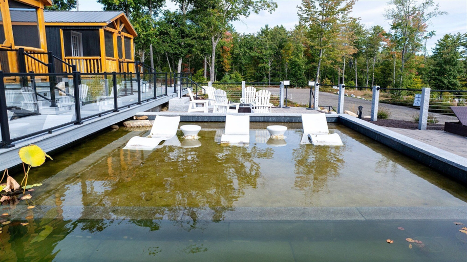 Property grounds, Nuthatch Limit 4 2 Bedroom Cabin, Cumberland