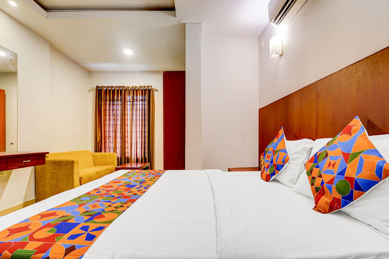 Room 4, Fabhotel Holiday Park, Kannur