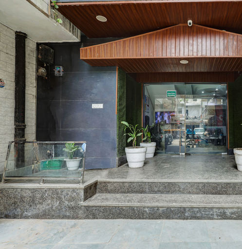 Exterior & Views 2, Mauryan Signature hotel Devli Khanpur, Delhi