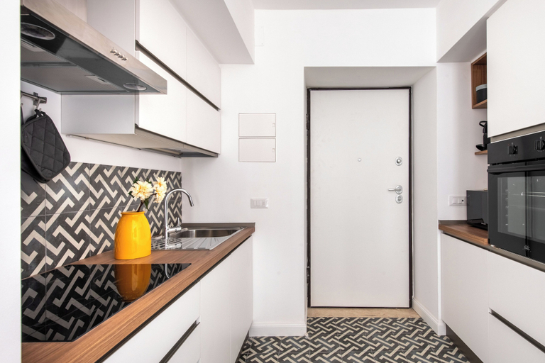 Private kitchen 5, Ci' Capo Apartments by Wonderful Italy, Palermo