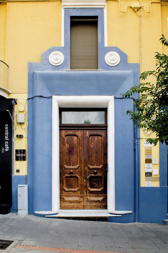 Primary image
