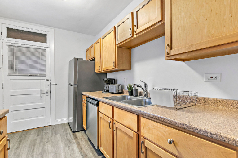 Private kitchen 5, Vibrant 1BR Apt - Mfield N3, Cook