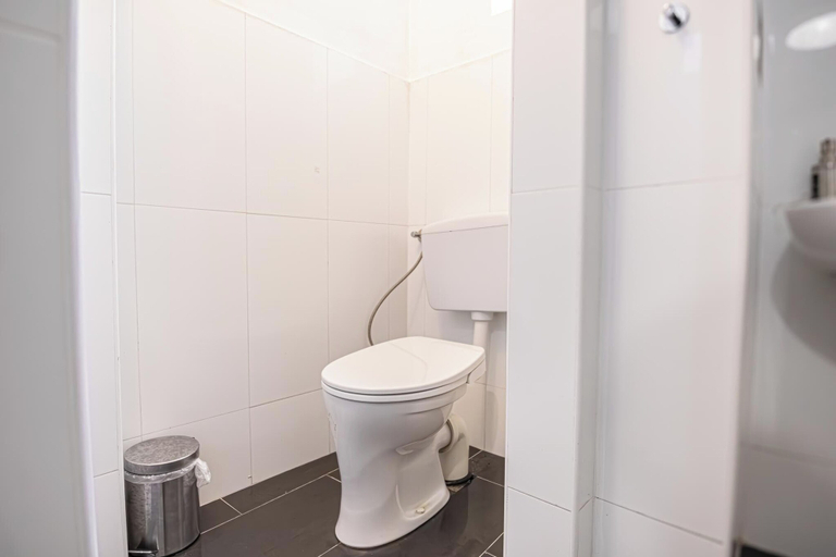 Bathroom 3, Comfortable 3BR Danube & Millenium Tower, Wien