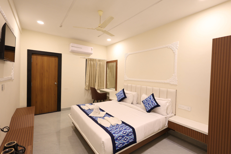 Room 2, Hotel Mount View Inn, Udaipur