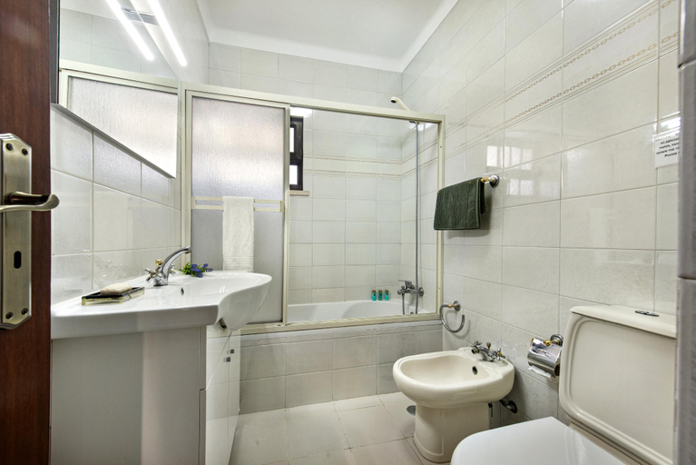 Bathroom 4, Ideal Villa for Fantastic Family Holidays, Loulé