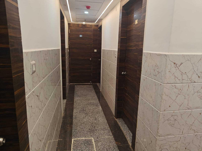 Lobby 2, Hotel Budget Inn, Lucknow