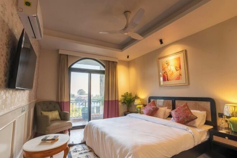 Room 2, Chakk 109 Mussoorie Foothills, Dehradun, Dehradun