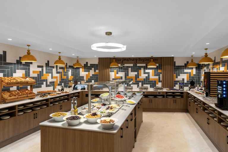 Food & Drinks 4, Hampton By Hilton Istanbul Sisli, Şişli