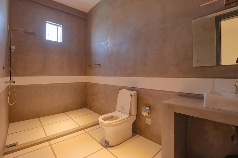 Bathroom 3, Wonmi Residency, Galle Four Gravets
