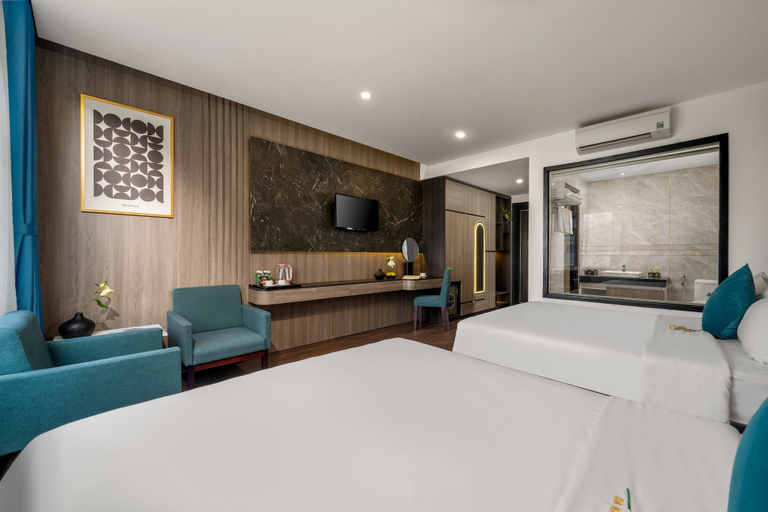 Room 4, ELC Luxury Hotel Danang - An Thuong Walking Street, Da Nang