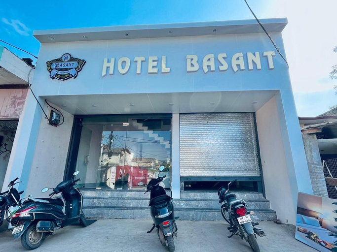 Front of property 3, Hotel Basant Orchha, Tikamgarh