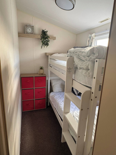 Room 4, Olivia Caravan Sleeps 6 With Wi-fi, Denbighshire