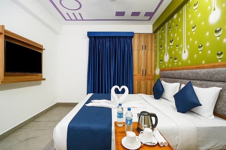 Room 2, Minx Hotels Radhika Palace, Faizabad