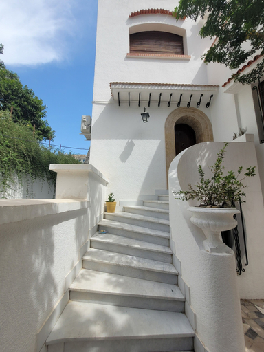 Front of property 5, VILLA BELVEDERE, Bab Bhar