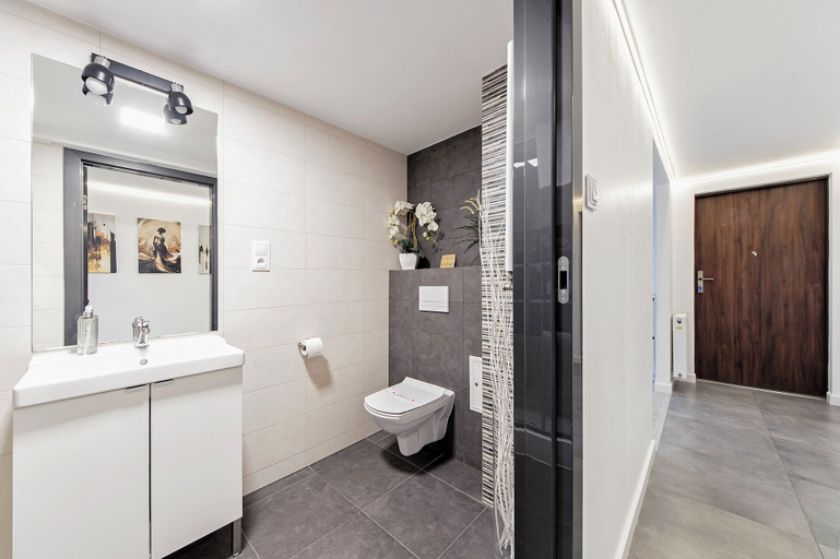 Bathroom 4, RentPlanet - Apartament Podgórna, Poznań City